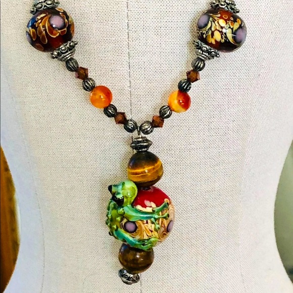 Vintage Art Glass Frog Pendant Necklace - Picture 7 of 11